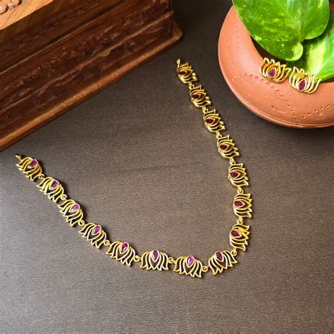 Lotus Ruby Kemp Necksets – LumibellaFashion