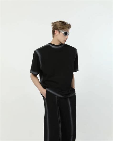 Shoulder Pad T- Shirt – Danhop