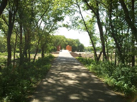 MN Bike Trail Navigator: Trail Photo Gallery: Douglas State Trail