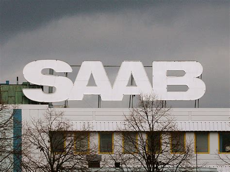 Saab mulls speeding up relaunch plan - Automotive News