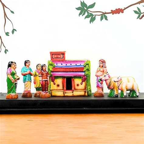 Griha Pravesam Golu Doll Set- 25 cm – PujaNpujari