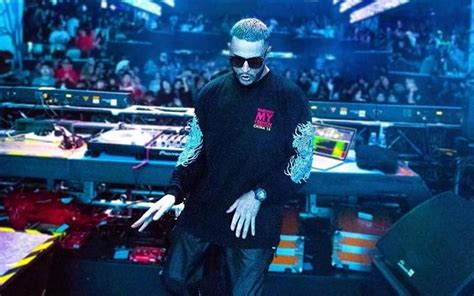 DJ Snake Delayed at concert by Bangalore Traffic - DJ Snake Concert in ...