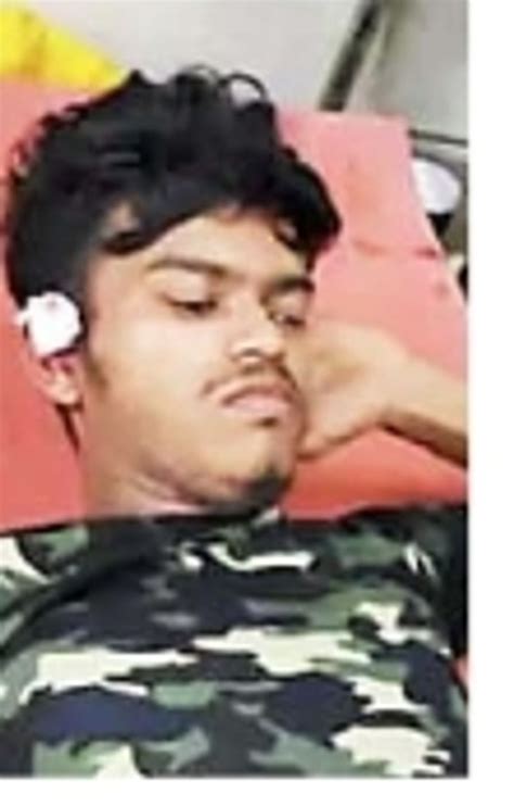 A young man was crushed by a falling tree branch in Pratapganj ...