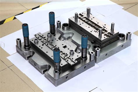 Steel punch and die set metal tool | Stamping Die | Dongguan Thriving Metal Parts Co.,Ltd.