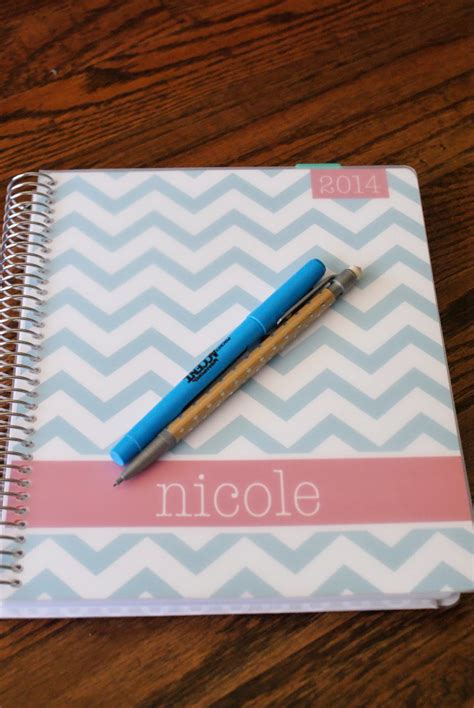 Nikkis' Nacs: Plum Paper Designs Planner Review and Coupon Code