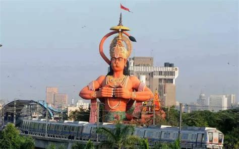 Tourist attractions near Blue Line metro stations | WhatsHot Delhi Ncr