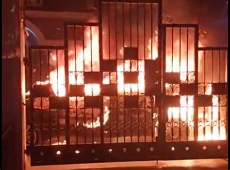 ON CAMERA: Hotel staff set ablaze Army officer's car in Lucknow's Gomti ...