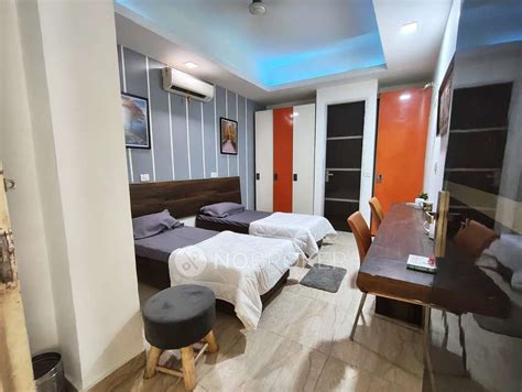 PG in Noida, Noida | Hostels in Noida - NoBroker