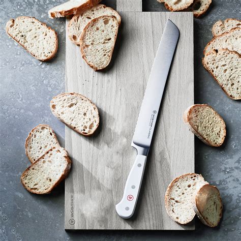 Wusthof Classic White Double Serrated Bread Knife - 9" – Cutlery and More