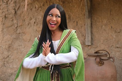 Gabrielle Dennis El Juego