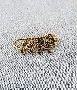 Lapel Pins | Customized Lapel Pin Manufacturer | Gift It Right