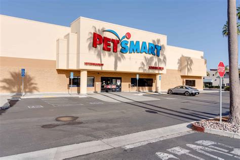 Veterinarian Services in San Diego Sports Arena, CA | PetSmart Veterinary Services