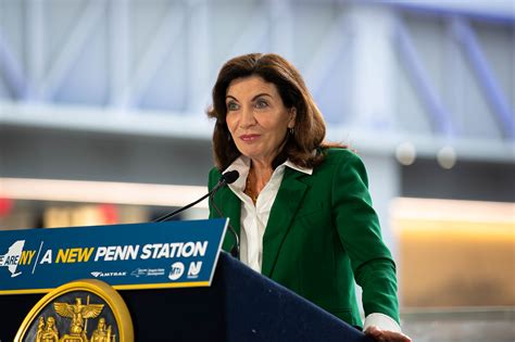 NY Gov. Hochul’s first year in marked by accomplishments, missteps
