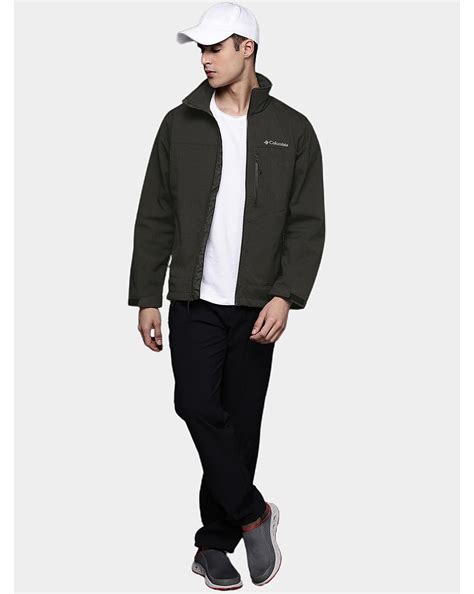 Buy Columbia Black Cruiser Valley Softshell Jacket For Men Online at ...