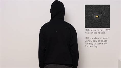 暗闇でもハッキリ映る赤外線カメラから完全に顔を隠せる服「The Camera Shy Hoodie」 - GIGAZINE