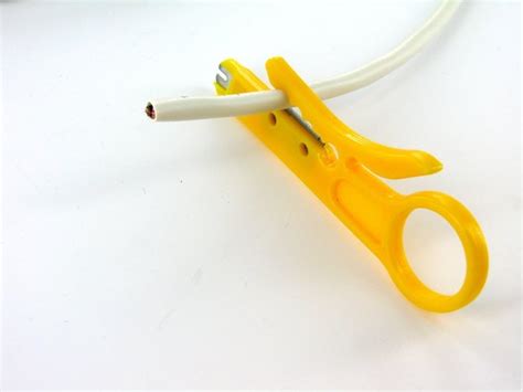 Buy UbiGear RJ45/RJ11/RJ12/RJ22 NETWORK Crimping TOOL KIT CABLE CRIMP ...