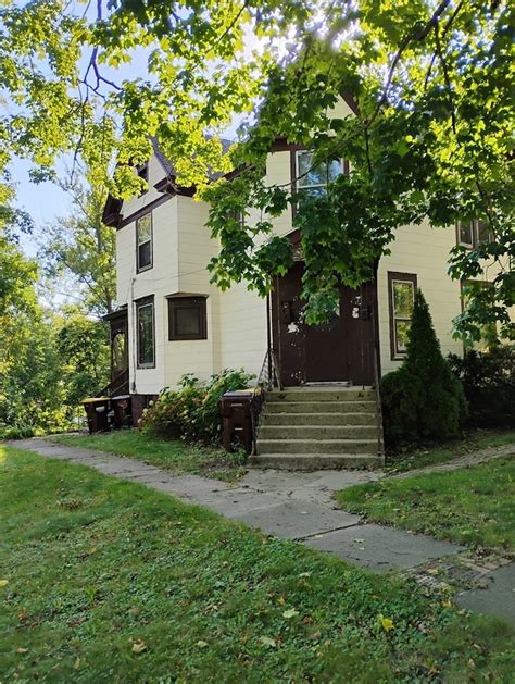 601 S Jefferson St, Woodstock, IL 60098 | Homes.com