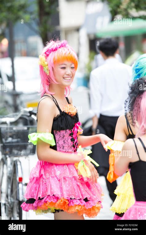 Japan People 的图像结果