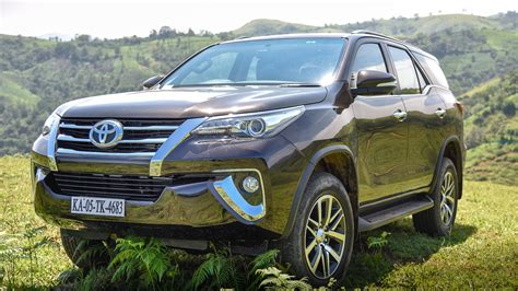 Toyota Fortuner 2018 - Price, Mileage, Reviews, Specification, Gallery ...