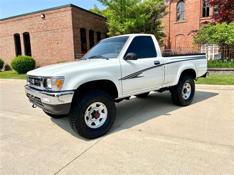 1995 Toyota Tacoma | Showdown Auto Sales - Drive Your Dream
