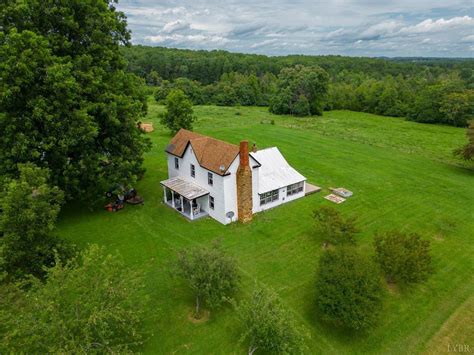 Cheapish c.1900 Virginia Farmhouse For Sale on 10 Acres With Views ...