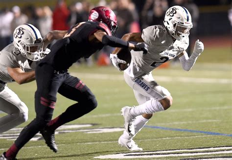 Oaks Christian football’s season comes to end in defeat to No. 1 St ...