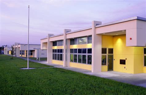 Brookside Middle School | Modern School Design — SEIBERT ARCHITECTS