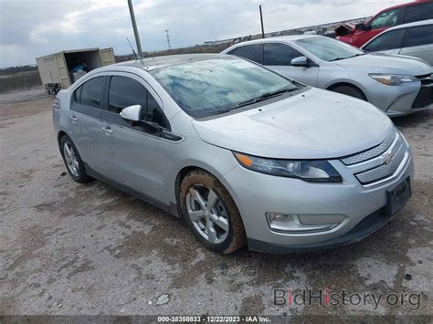 Report 1G1RA6E49CU107394 CHEVROLET VOLT 2012 Silver Hybrid - price and damage history