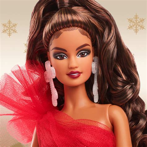 2024 Barbie Holiday Doll With Light Brown Hair | Mattel Creations