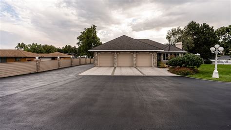 Asphalt Repair Kit – Leggari Products