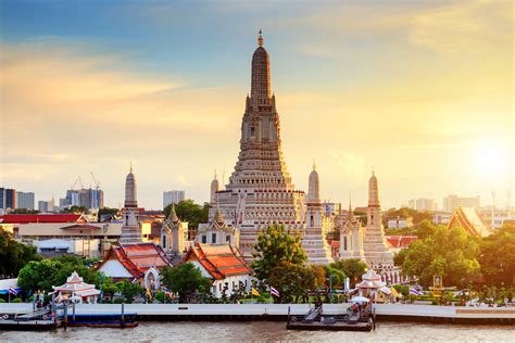 Wat Arun in Bangkok - Temple of Dawn – Go Guides