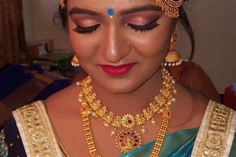 Prathibha Manjunath Makeovers - Makeup Artist - Hosur Road - Weddingwire.in