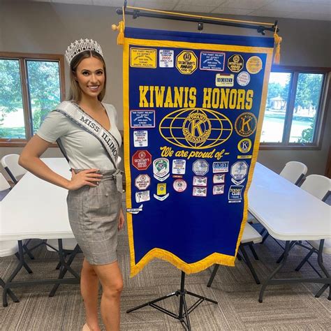 Miss Illinois USA 2023 Samantha Elliott