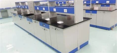 Laboratory Working Table - Laboratory Island Table Trader - Wholesaler ...