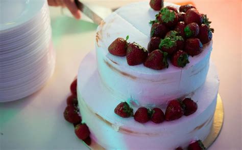 Infinity Cakes - Price & Reviews | Wedding Cake in Bangalore