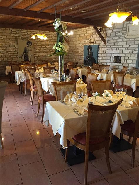 LE MARRONNIER (Buffon) - Hotel Reviews, Photos, Rate Comparison ...