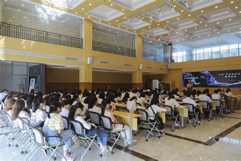 三亚-中国会计发展高峰论坛在我校成功举办-三亚学院