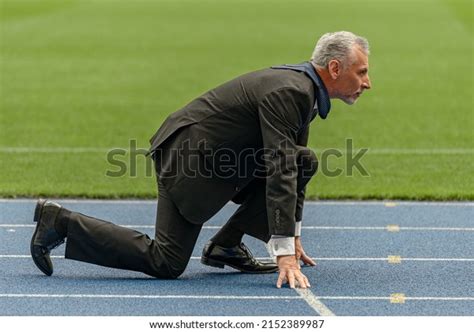 Business Suit above View 的图像结果