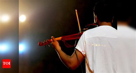 Balabhaskar: Violinist Balabhaskar: A glimpse of the morning sun ...