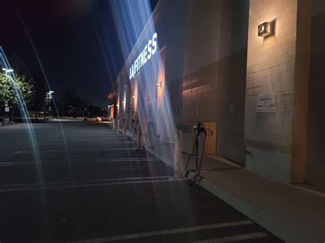 LA Fitness Van Nuys (2) | Los Angeles, CA | EV Station