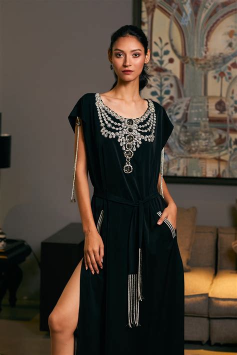 GOE necklace kaftan