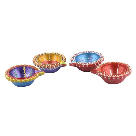 Buy Mavim's Tejaswini Tanishka Decorative Earthenware Diya (Standard ...
