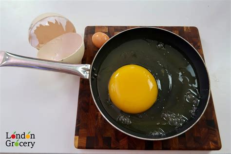 Buy Fresh Ostrich Egg Online with Safe Delivery | London Grocery