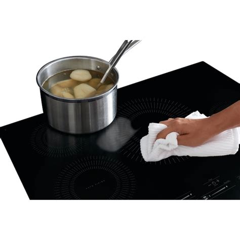 Frigidaire 30-in 4 Elements Black Induction Cooktop at Lowes.com