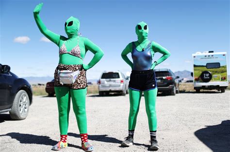 Ufo-folk samlade för stormning av Area 51 | Aftonbladet