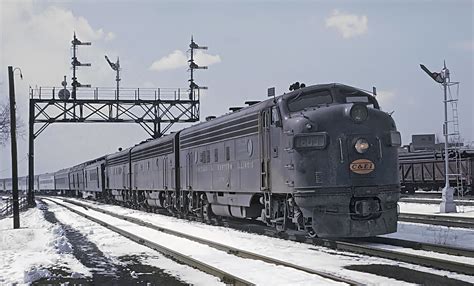 Is Chicago Eastern Time