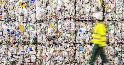 What Is a Circular Supply Chain? | Oracle India