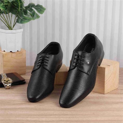 Buy Mochi Men Black Formal Lace-Up Online | SKU: 19-435-11-40 – Mochi Shoes