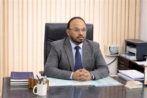 Faculty and Courses at Integral University's Department of Commerce and ...