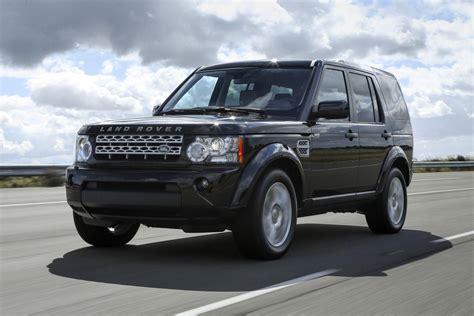 Land Rover Discovery 4 Wallpapers